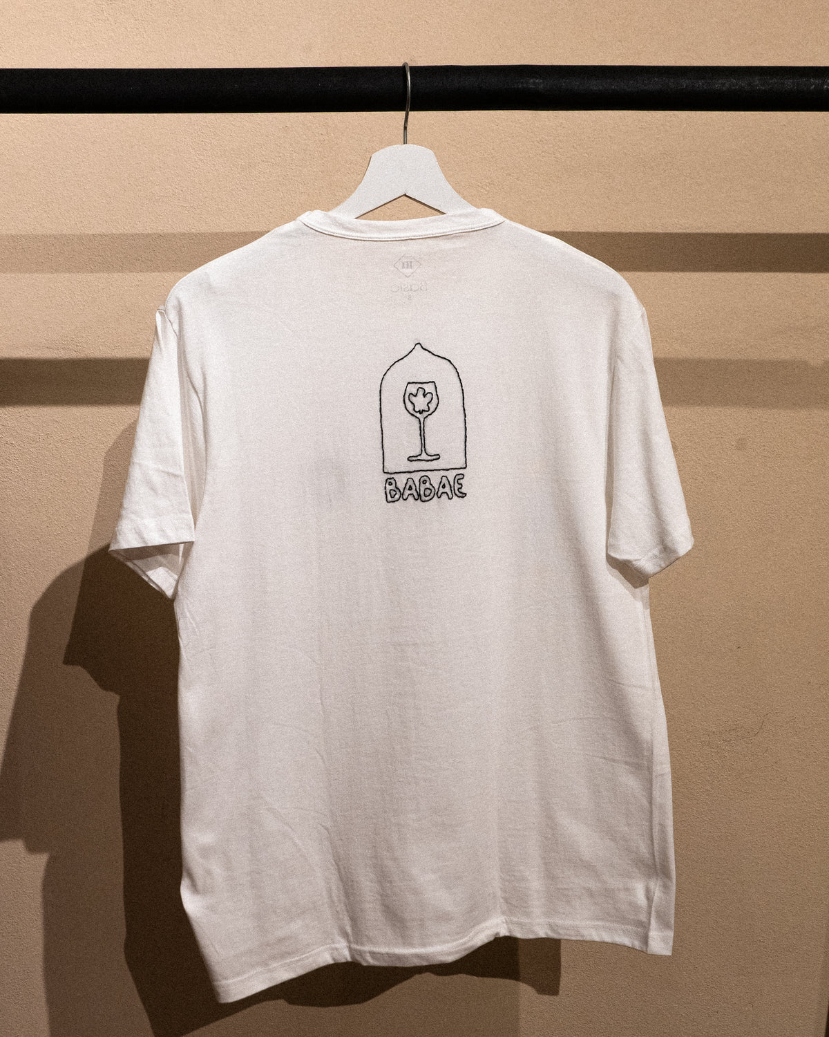 T-shirt Bianca Babae Buchetta del Vino - Manica Corta